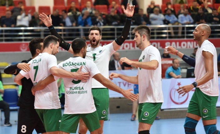 Efeler finale hazır