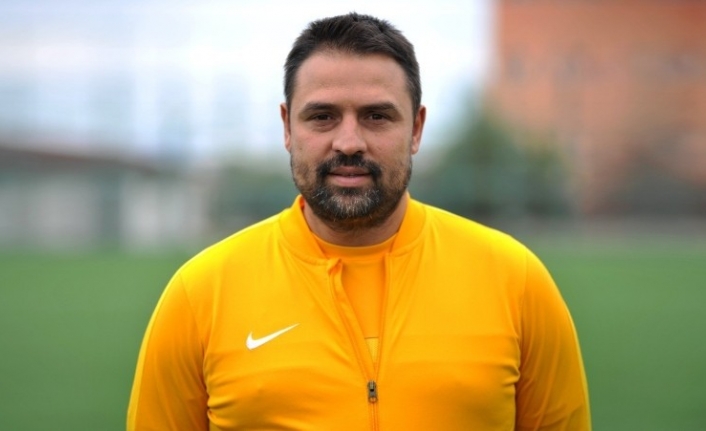 İnegölspor Fatih Akyel ile yollarını ayırdı