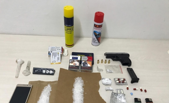 Jandarmanın şüphelendiği araçtan bunlar çıktı