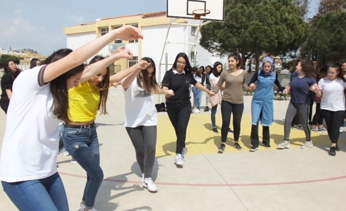 Lösemili çocuklar yararına kermes