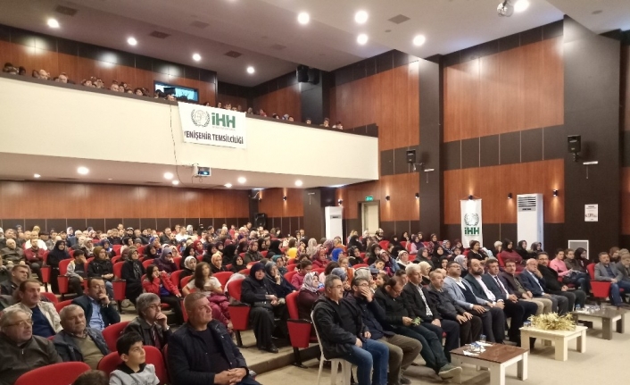 “Namazla Diriliş” konferansına büyük ilgi