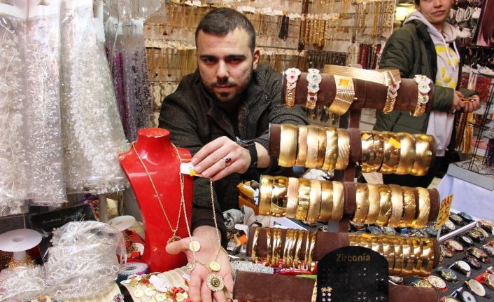 (Özel) 5 liraya çeyrek altın
