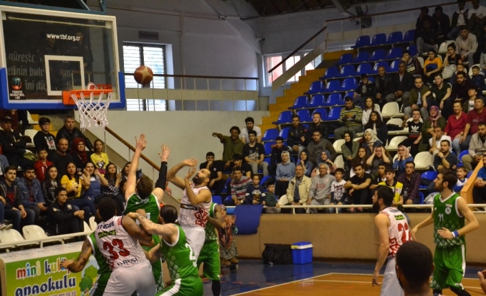 Türkiye Basketbol 1. Ligi: Karesispor: 92 - Konyaspor: 80