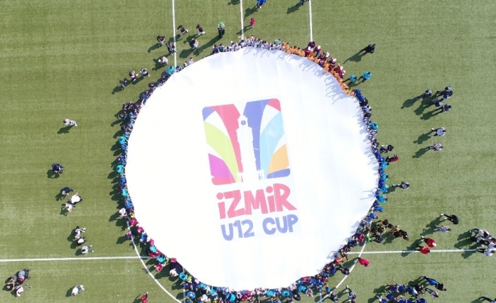 Uluslararası U12 İzmir CUP’ta görkemli başlangıç