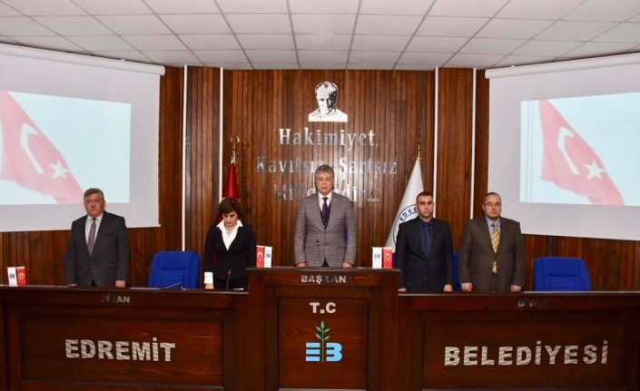 Yeni dönem ilk meclis toplantısı yapıldı