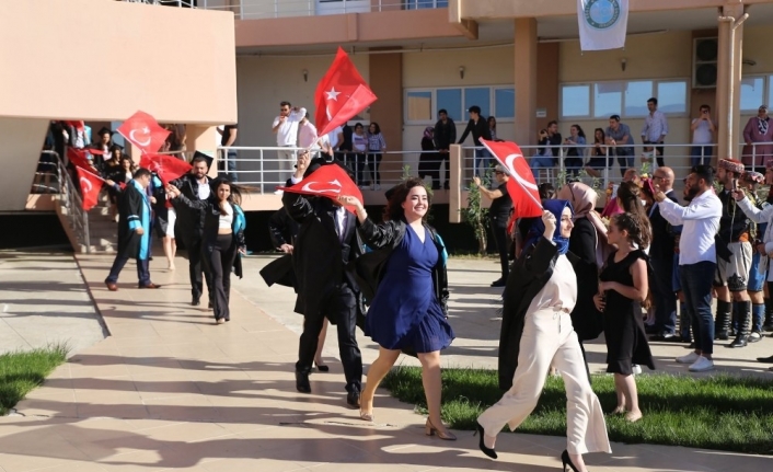 BUBYO’da mezuniyet coşkusu