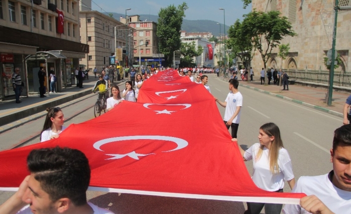 Bursa’da 19 Mayıs coşkuyla kutlandı