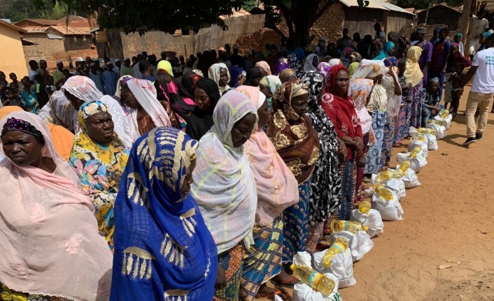 İHH ramazanda Togo’da 500 aileye yardımları ulaştırdı