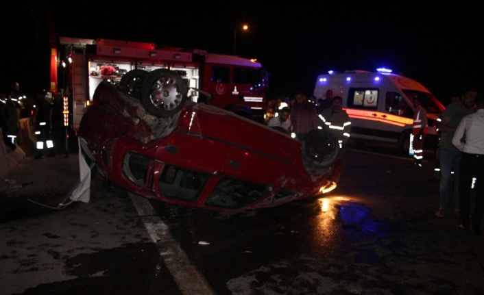 İzmir’de zincirleme kazada 1 sürücü viyadükten aşağı düştü