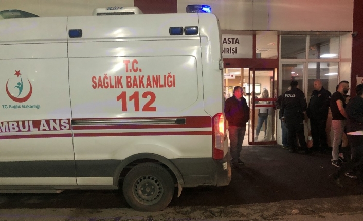 Sigara vermeyince arkadaşı tarafından bıçaklandı