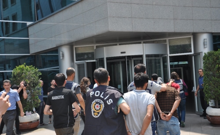 Bursa’daki "Çekirge" operasyonuna 35 tutuklama