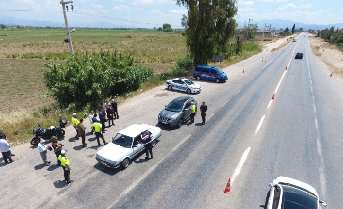 İzmir’de trafiğe havadan denetim