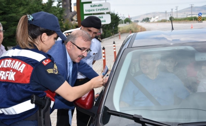 Kaymakam Bekarlar yol trafiğini denetledi