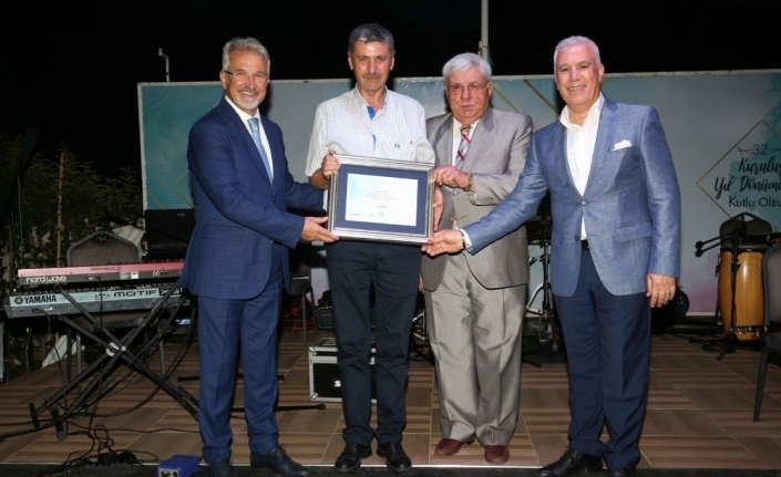 Nilüfer Belediyesi’nin 32. kuruluş yıl dönümüne coşkulu kutlama