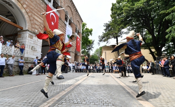 Şehit Padişah Sultan Murad Çekirge’deki kabri başında anıldı