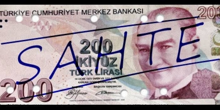 Taksi şoförüne sahte 200 lira verenleri polis arıyor