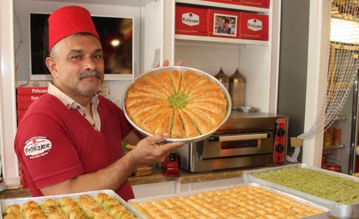 Ucuz baklava ve çikolataya dikkat
