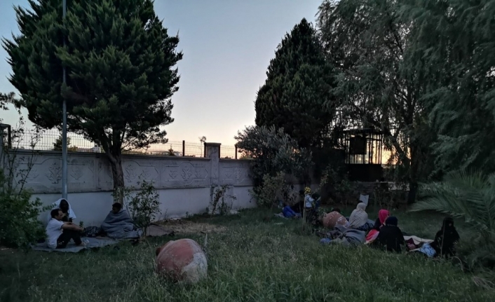 Ayvalık’ta 35 kaçak göçmen yakalandı