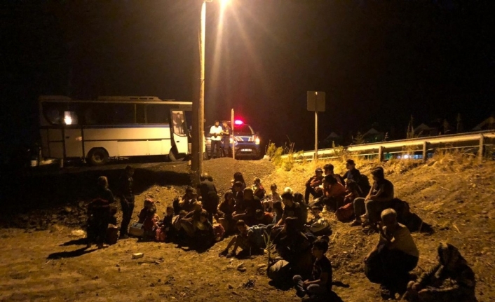 Ayvalık’ta 99 düzensiz göçmen yakalandı