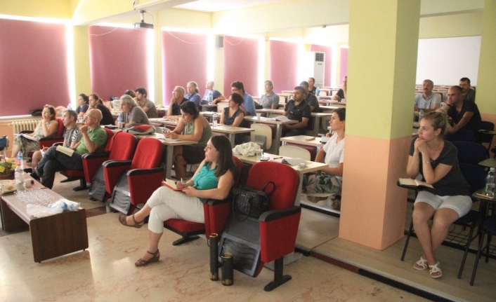 Balıkesir Üniversitesi’nde zeytincilik kursu