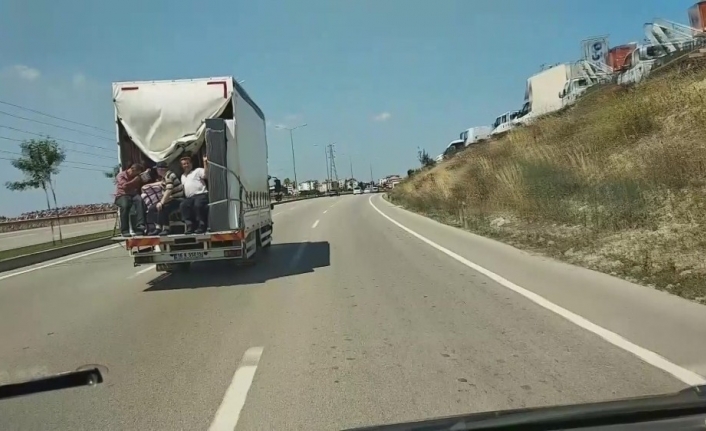 (Özel) Bursa’da tehlikeli yolculuk