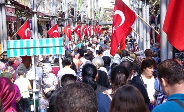 ’İndirimdeki ürünü kaçırdım’ diye üzülüyorsanız tüketim bağımlısı olabilirsiniz