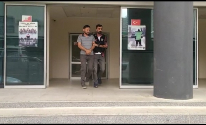 Yabancı uyruklu şahıs 2 bin adet yeşil reçeteli ilaçla yakalandı