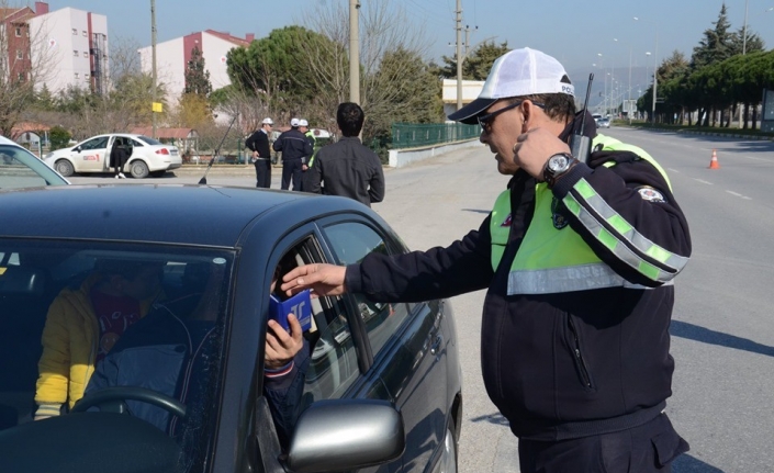 Balıkesir’de ışık ve işaret ihlali yapan sürücülere ceza