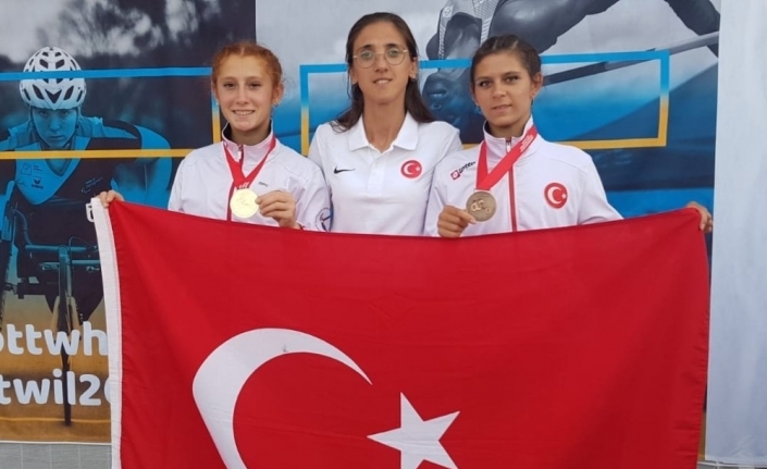 Burhaniye’de özel sporcular dünya şampiyonu oldu