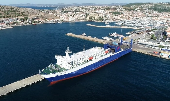 Çeşme-Atina feribot seferlerine verilen ara uzatıldı