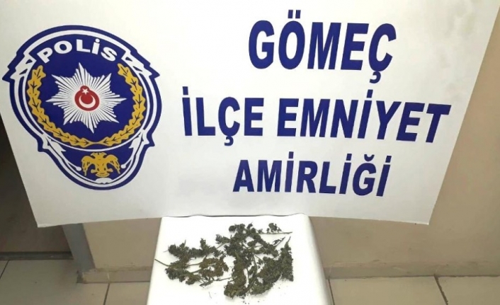 Gömeç’te aranan 2 şahıs polis tarafından yakalandı