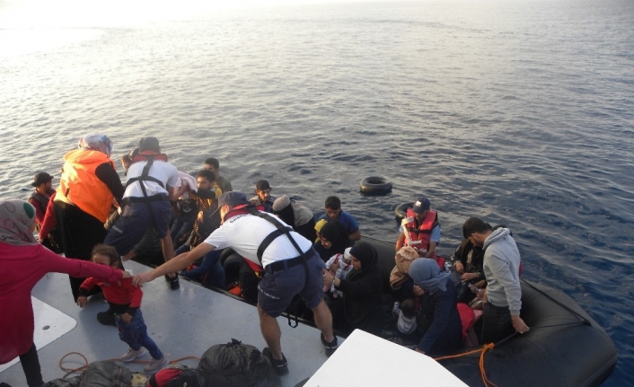 İzmir’de 202 kaçak göçmen yakalandı