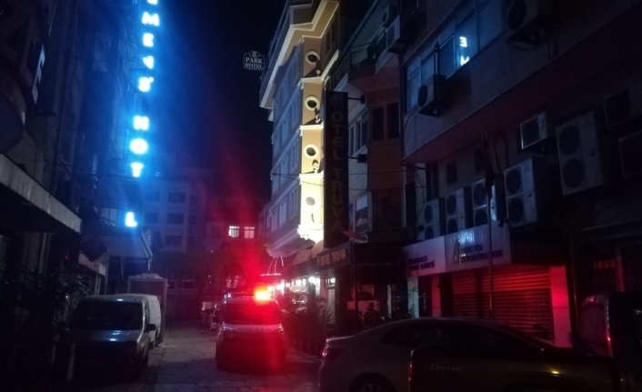 İzmir’de otel odasında şüpheli ölüm