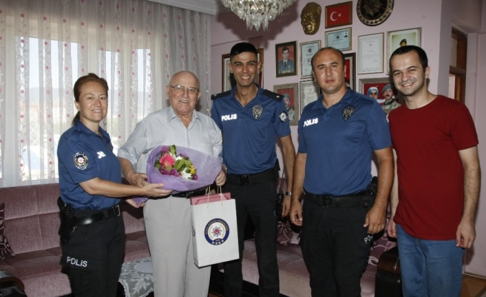 Şehit ailelerine bayram ziyareti
