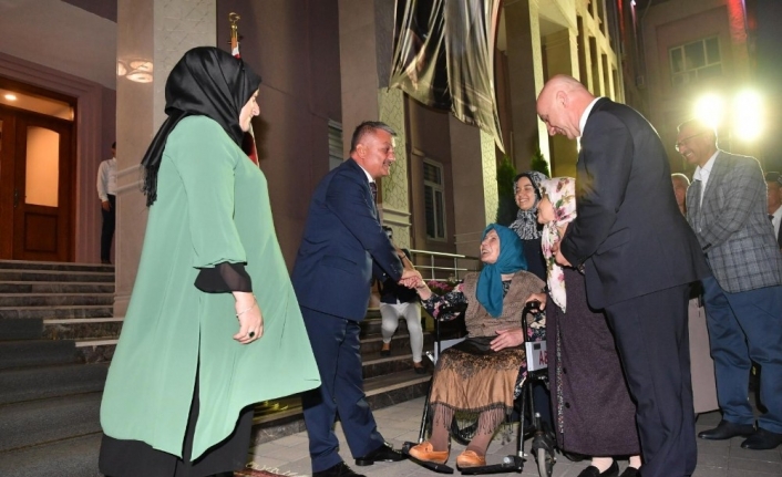 Vali Yazıcı’dan 30 Ağustos resepsiyonu