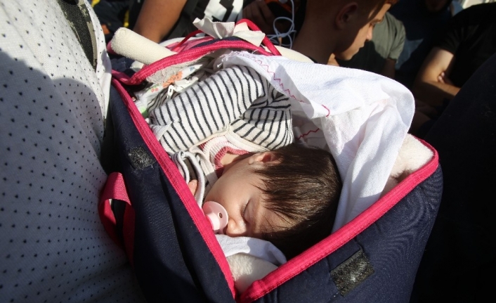 15 günlük Fatma bebeği sahil güvenlik kurtardı