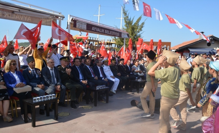 Ayvalık’ın düşman işgalinden kurtuluşunun 97. yıl dönümü coşkuyla kutlandı