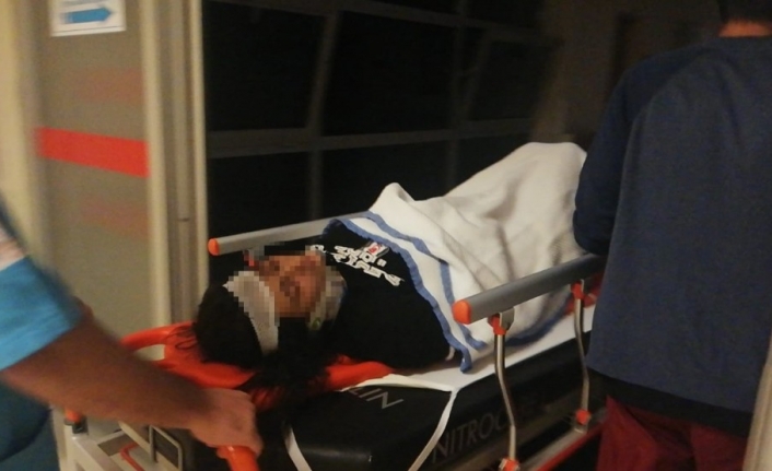 Balkondan düşen genç kadın ağır yaralandı