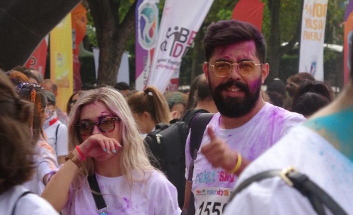 Bursa’da renkli koşu festivali