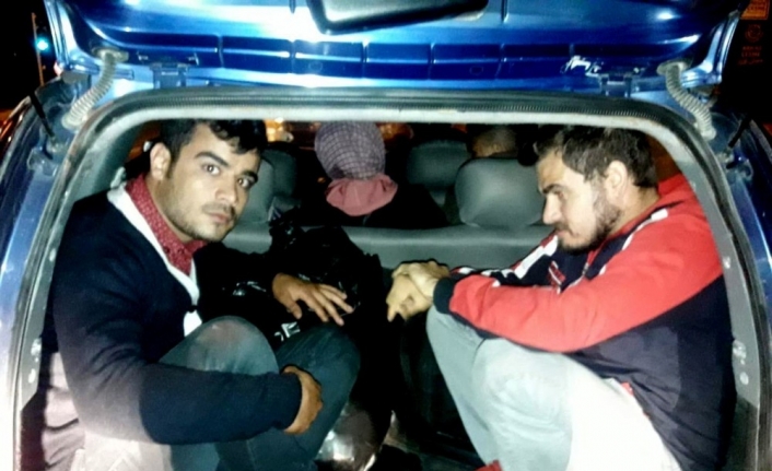 Çeşme’de insan kaçakçılığından 2 tutuklama