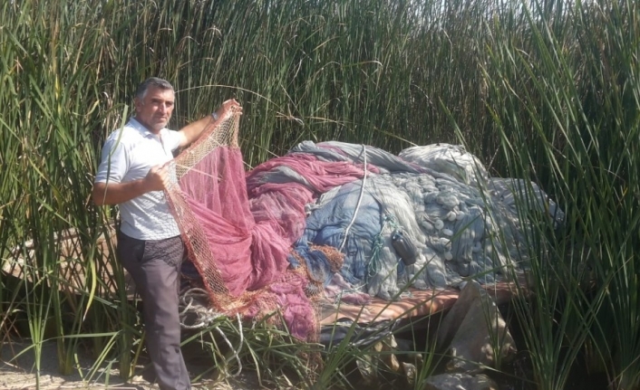 Hırsızlar 60 bin TL değerinde 300 metrelik balık ağının kurşunlarını çaldı