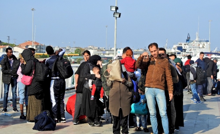 İzmir’de 169 düzensiz göçmen yakalandı