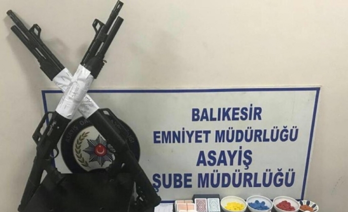 Kumarbazların derneğine polis operasyonu