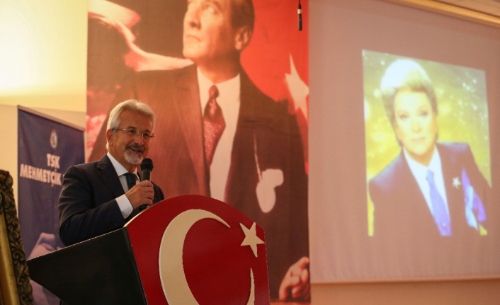 Nilüfer Belediye Başkanı Turgay Erdem: "Bursa Zeki Müren’e hak ettiği vefayı göstermedi"