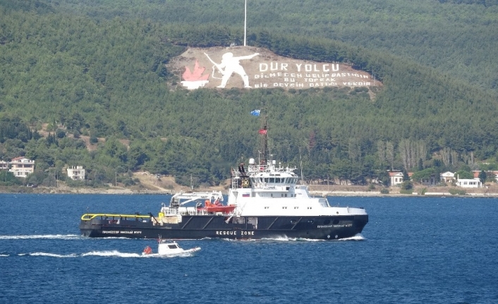 Rus römorkörü Çanakkale Boğazı’ndan geçti