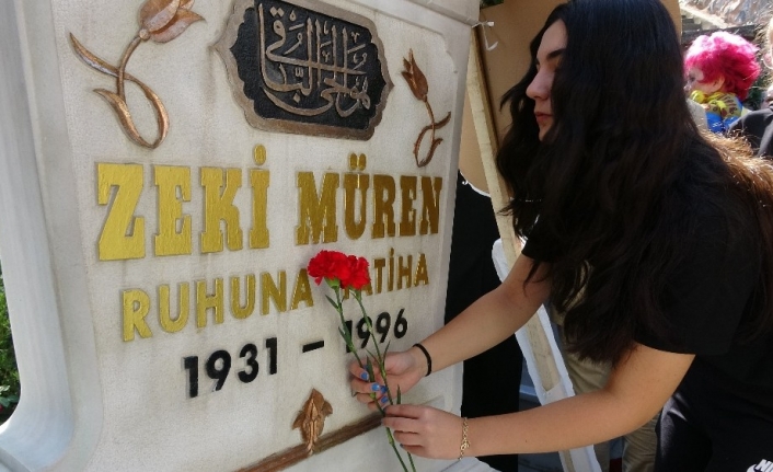 Sanat güneşi ölümünün 23. yılında mezarı başında anıldı