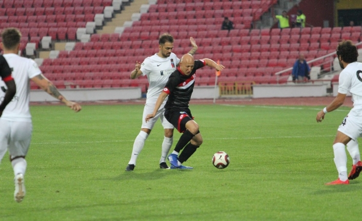 Ziraat Türkiye Kupası: Balıkesirspor: 0 - Vanspor: 0 (İlk yarı sonucu)