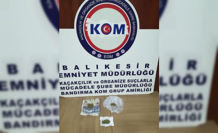 Balıkesir polisinden uyuşturucu tacirlerine operasyon