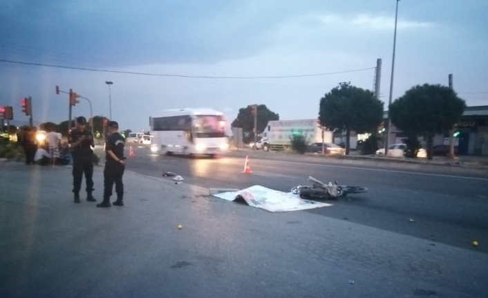 İzmir’de feci kaza: Anne ile oğlu hayatını kaybetti