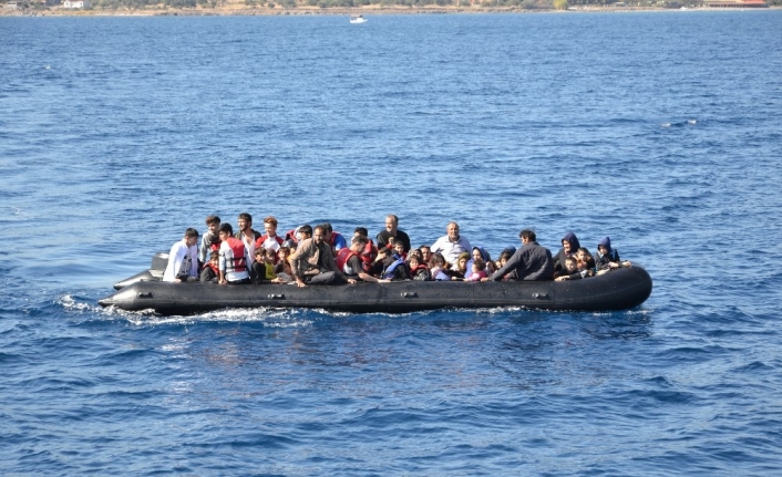 Kuzey Ege’de 80 düzensiz göçmen yakalandı